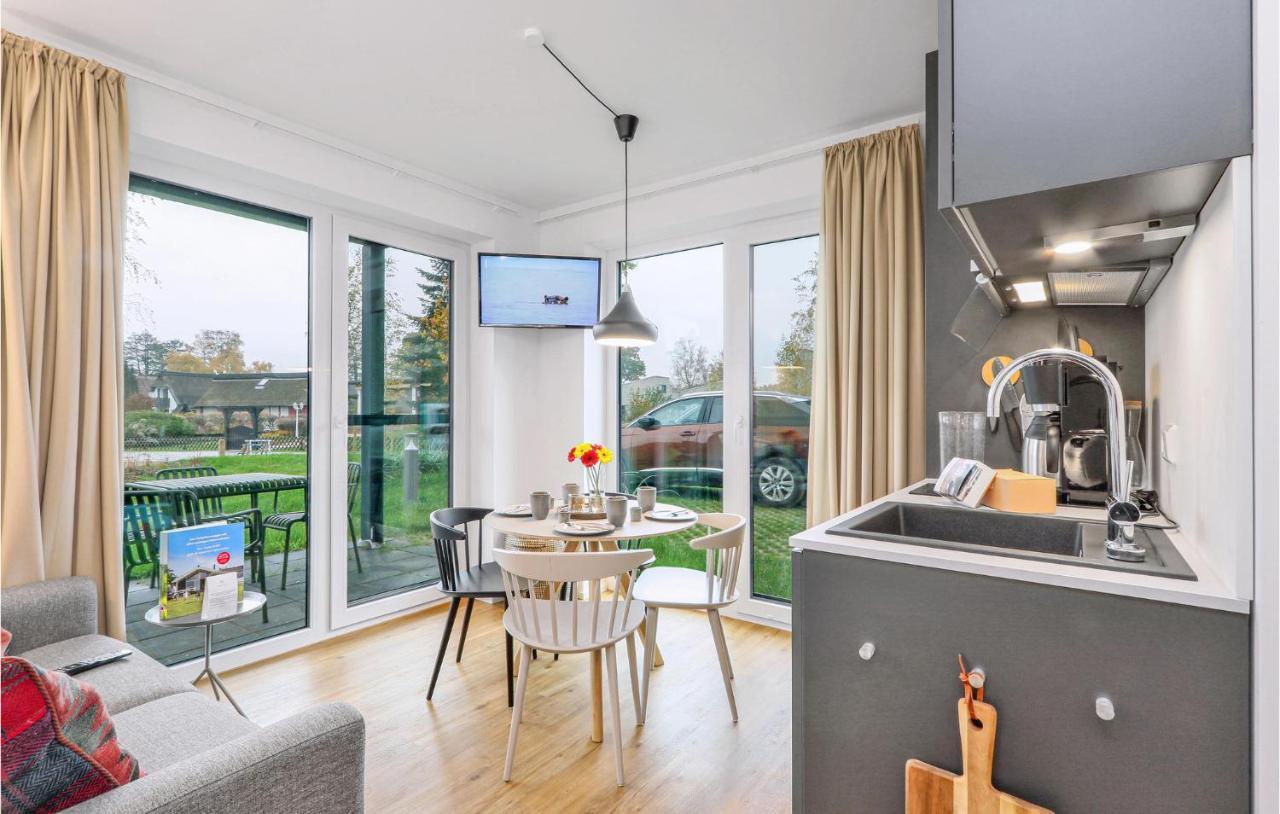 Gorgeous Apartment In Lembruch-Duemmer See Buitenkant foto