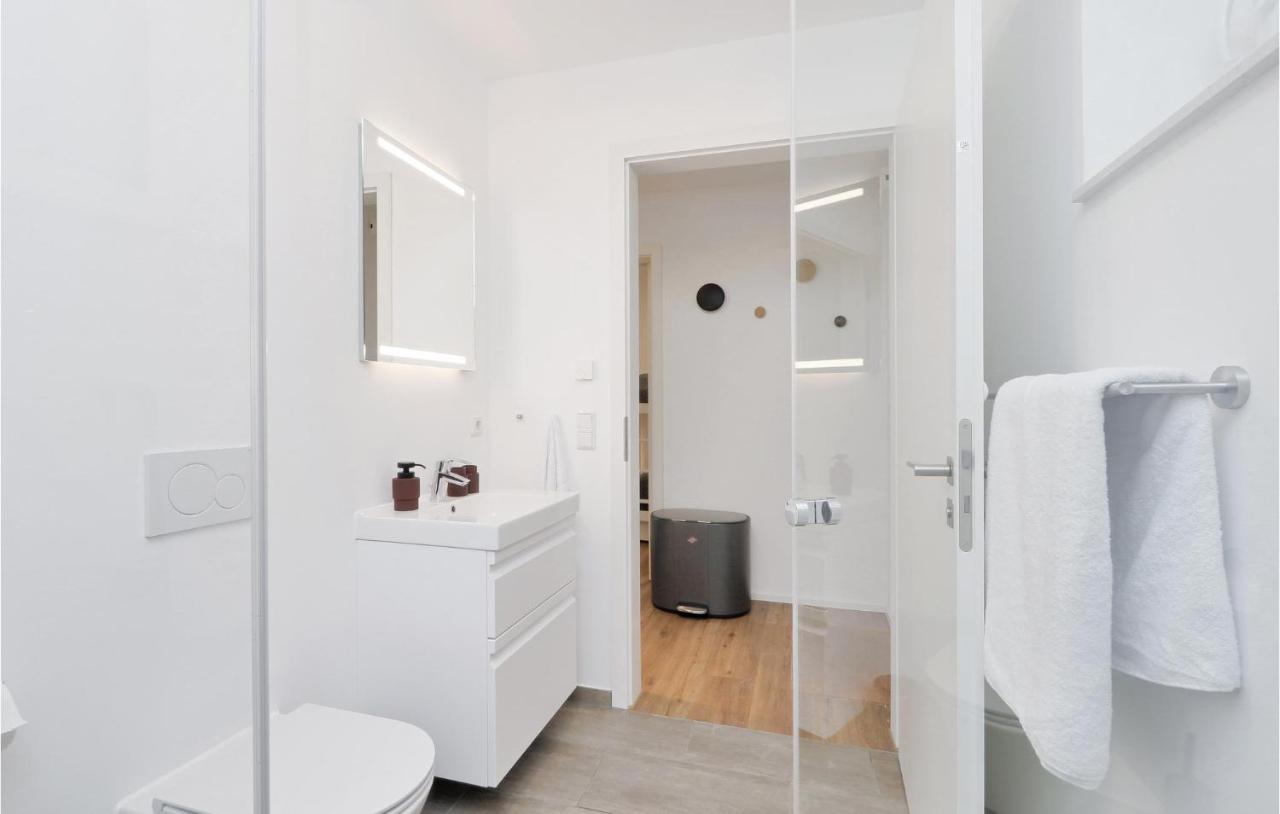Gorgeous Apartment In Lembruch-Duemmer See Buitenkant foto
