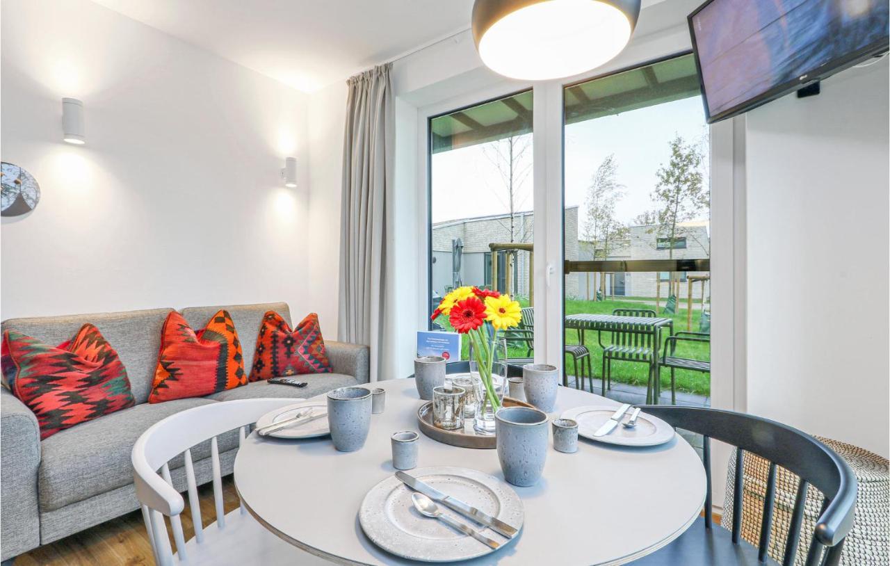 Gorgeous Apartment In Lembruch-Duemmer See Buitenkant foto