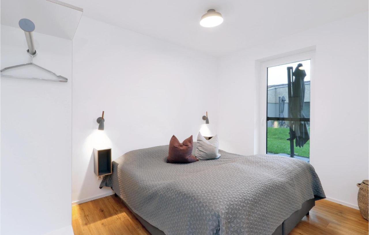 Gorgeous Apartment In Lembruch-Duemmer See Buitenkant foto